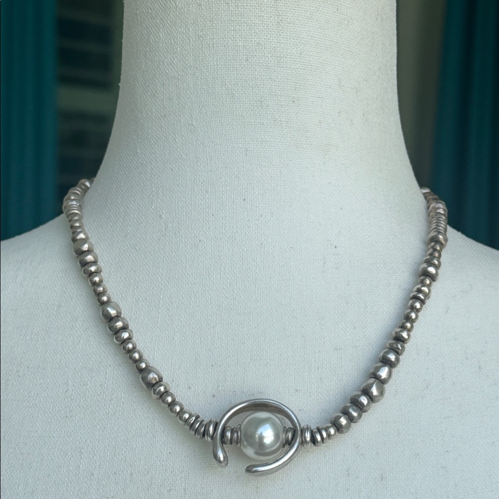 UNO de 50 Another Roud Oh Oh Oh Necklace with Pearl Accent